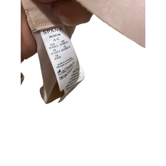 Spanx Fit to you bra M A-C cup - Picture 4 of 4